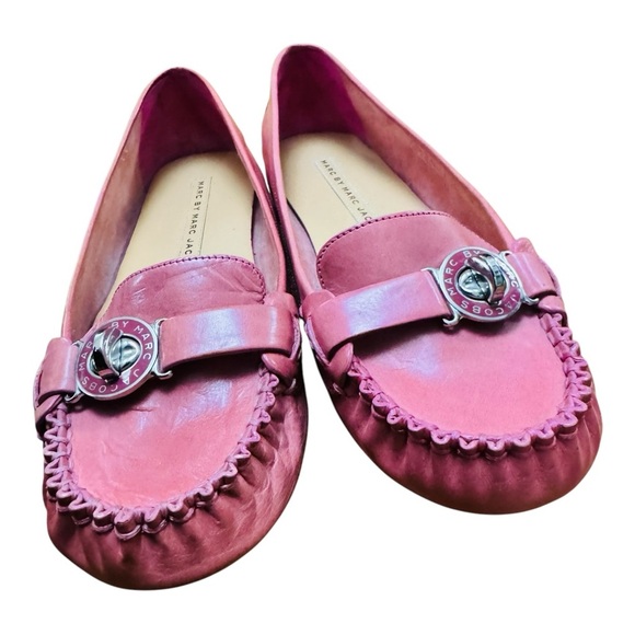 Marc By Marc Jacobs Pink Loafers with Decorative Buckle - Picture 3 of 5